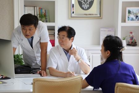 郑东学教授、洪春医生师徒联手,堪称大师级创作