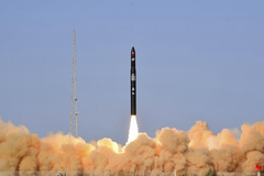 China's commercial rocket CERES-1 completes maiden flight