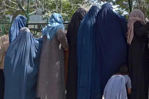 塔利班卷土重来，阿富汗女性重回黑暗世界？
