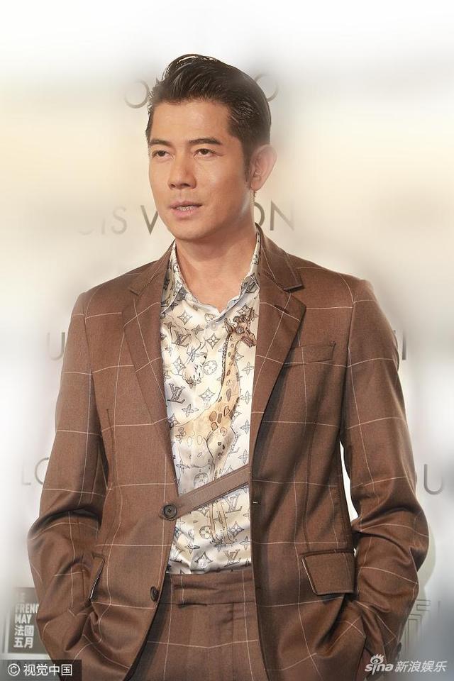 郭富城婚后首亮相 疑认怀孕说