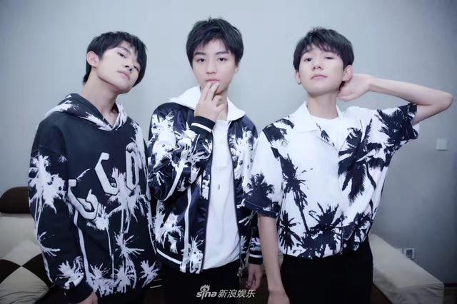 tfboys三小只合体啦!表情为何都这么傲娇这么撩