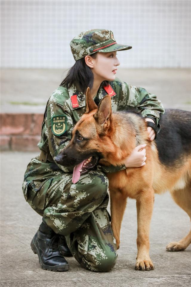 "奇犬"张馨予与爱犬危机不断