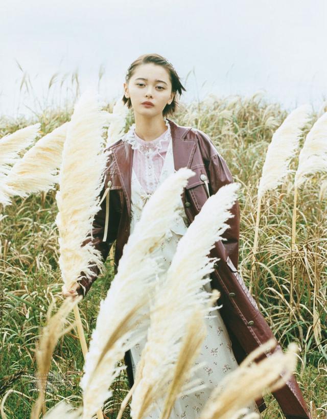 玉城tina登《vivi》毕业特辑 打扮仙气一如既往