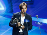 组图：罗志祥获亚洲新歌榜2017年度港台最受欢迎男歌手荣誉