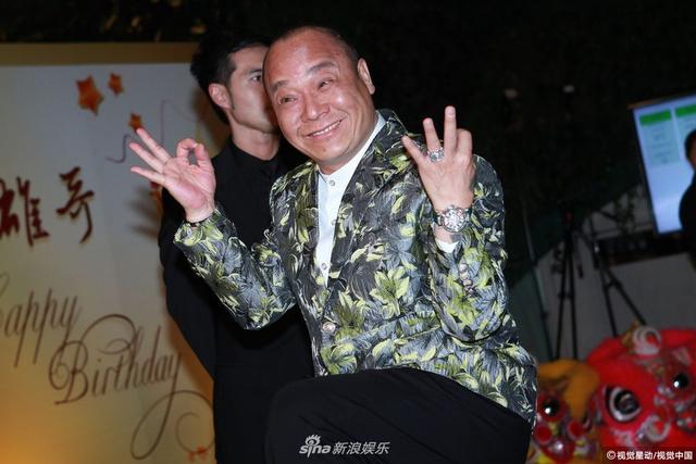 港星吴志雄60大寿排场大 陈小春古天乐到场祝贺