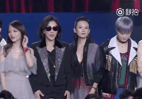 组图：章子怡这个举动被赞现实版千颂伊 傲气冲天真实不做作