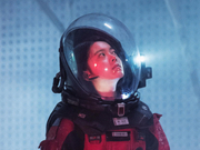 《流浪地球》票房登顶 春节档冠军将提前揭晓