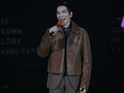 组图：金曲奖萧敬腾首做主持人 献多段表演炒气氛