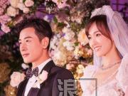 组图：唐嫣罗晋婚礼现场如花海般梦幻 新娘露背婚纱暗藏设计