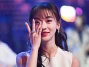 组图：两代令妃国剧盛典同台 吴谨言泪洒现场