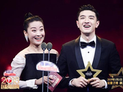 组图：母子相认！苗圃为金瀚打Call 称网友管她叫“婆婆”