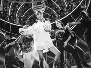 组图：李宇春跨年将献零点大秀 与86位舞者共舞排面超强