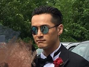 袁弘张歆艺大婚 胡歌领衔伴郎团隆诗亮相