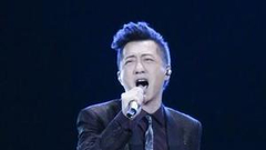 庾澄庆从后台唱到现场