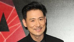 张学友黑西装酷帅现身