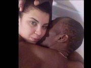 20岁女学生约炮博尔特 大尺度床照曝光