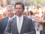 麦康纳：为孩子接动画片 增胖比减肥好玩