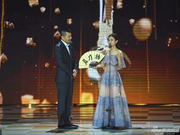 组图：赵丽颖获金鹰奖最受欢迎女演员