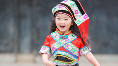 阿拉蕾走心创《董爸爸之歌》