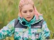 何洁陷离婚传言？月前录节目开心炫娃