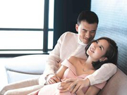 娱记称何洁将离婚:她与初恋分手处理不当