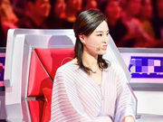 出水芙蓉！吴敏霞皮肤白嫩妆容淡雅