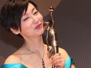 马思纯贺惠英红获奖：我们和您共同提名已是荣幸