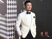 任达华评余文乐最佳着装奖 网友: 本质上颁给自己