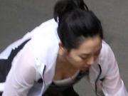 组图：白百何出轨门前玩攀岩泄春光 好身材凸显