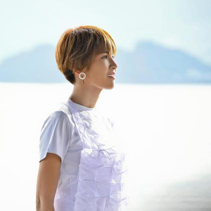 曾沛慈新曲《偏爱》mv首发 解读亲情与爱情