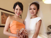 组图：陈乔恩再当伴娘美上热搜 锁骨美背细腿样样迷人