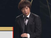 五月天阿信获最佳作词人:曾打算在墓志铭写没得奖