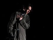 动图：林宥嘉时隔9年再登金曲奖舞台 3D呈现更显迷幻