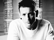 林肯主唱童年曾遭性骚扰:想起那些事我就不寒而栗