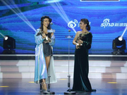 组图：亚洲新歌榜荣誉揭晓 薛之谦周笔畅分获最佳男女歌手