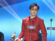 亚洲新歌榜薛之谦获奖称爽 欧阳靖现场freestyle