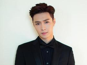 张艺兴贡献爱心不遗余力 登台献唱为爱而歌获力赞