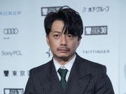 段奕宏《暴雪将至》东京发布会 自虐体质成就角色