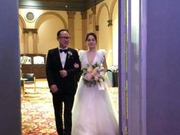 阿娇婚礼干爹刘镇伟充任父亲 公公高度认可儿媳