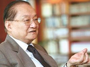 人民日报评论：金庸的武侠作品陪伴大众滋养心灵