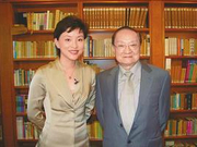 他们讲述和金庸的最后一面 听了上海话眼睛发亮