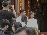 林志玲婚礼前挽AKIRA彩排祭祖 遮黑布保密到底