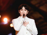 尤长靖高音有多强？摔屁股蹲也不影响音准