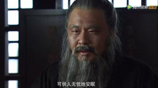 陈建斌饰演曹操。
