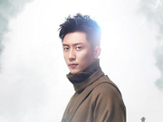 视频：黄景瑜着西装帅气亮相 凭《结爱》斩获最佳男演员