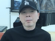 冯小刚：老拍贺岁片就成钱串了 太多电影是塑料花