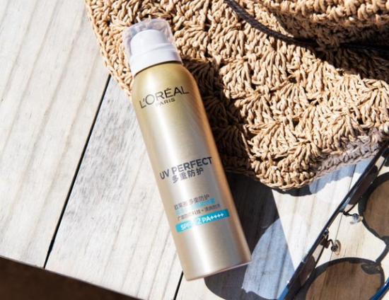 巴黎欧莱雅多重防护城市水活隔离喷雾 (大金喷)SPF42 PA++++ 170rmb