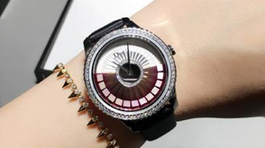 奢侈品编辑的朋友圈大公开 