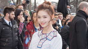 林允助阵Chanel2016秋冬大秀