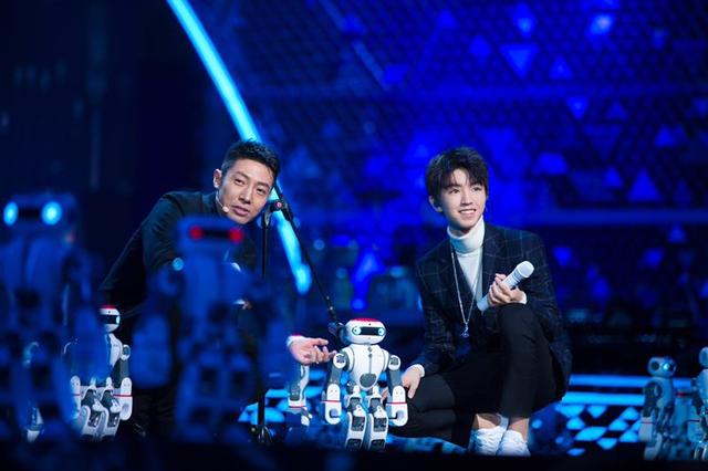 tfboys-王俊凯 以首位经典传唱人身份参加央视节目《经典咏流传》